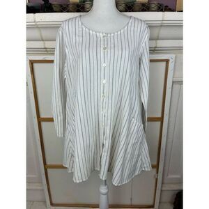 Tulip A-Line Striped Tunic Top Henley front, Amazing Back Detail Homestead vibes